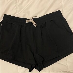 Vuori women shorts M